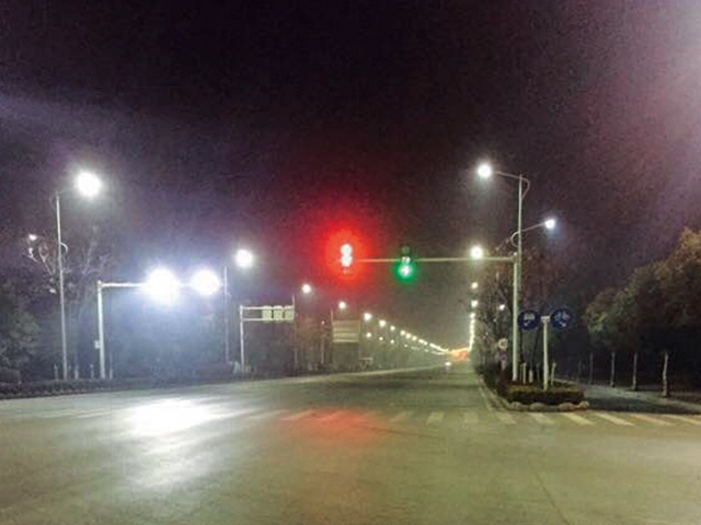 徐州閩江路125W，UST路燈效果